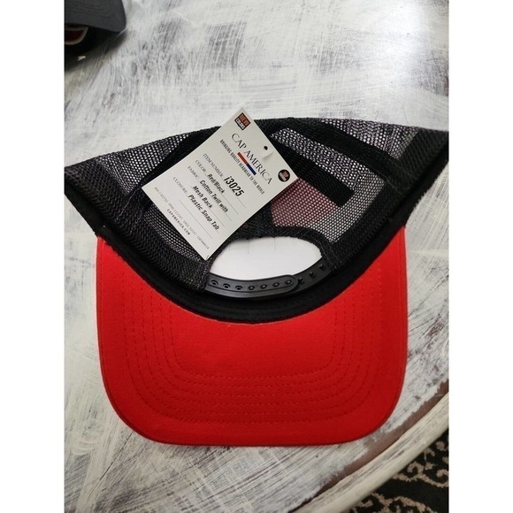 Trip Advisor Snapback Hat Mesh Back Adjustable Red Black Cap America New - Picture 5 of 7